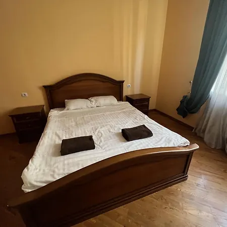 House з кондиціонером Apartman Lviv